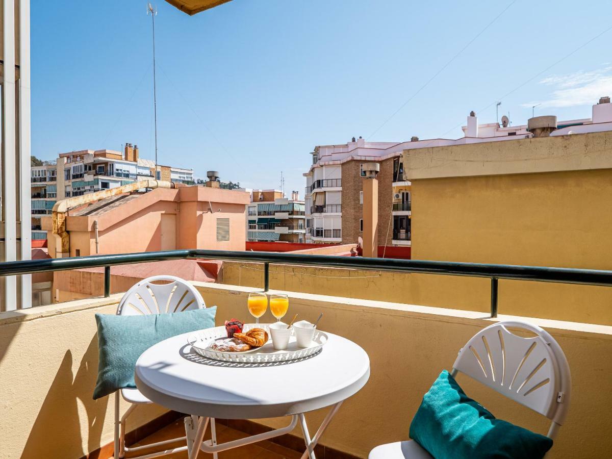 Апартаменти Malagueta Sunny Deluxe Малага Екстер'єр фото