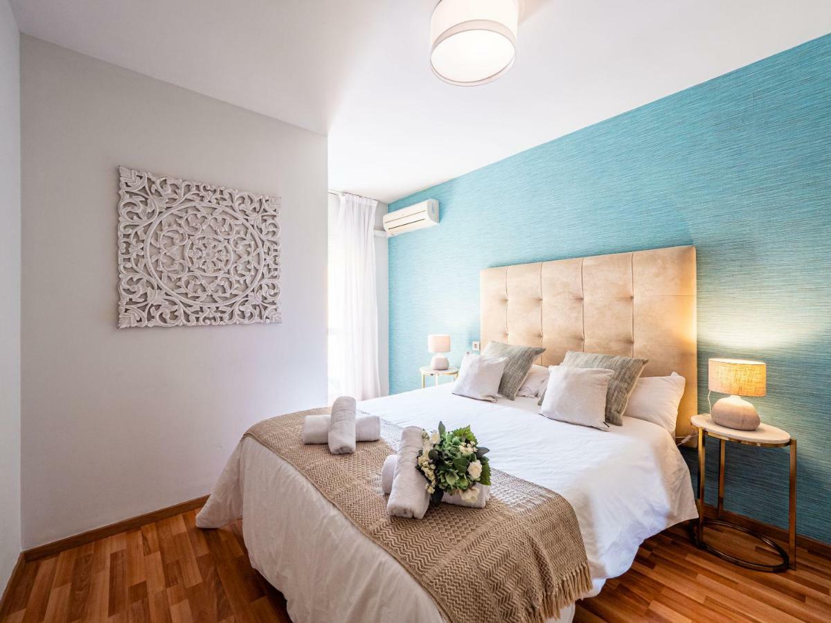 Апартаменти Malagueta Sunny Deluxe Малага Екстер'єр фото
